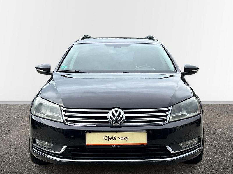 Volkswagen Passat DSG COMFORTLINE - fotka 4 z 26
