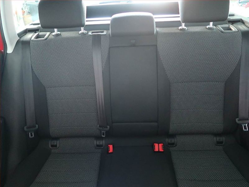 Škoda Octavia (2015) 2.0 TDI, Tempomat - fotka 10 z 14