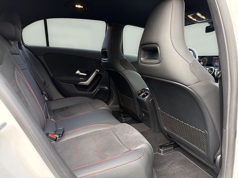 Mercedes-Benz Třídy A 200 - fotka 14 z 18