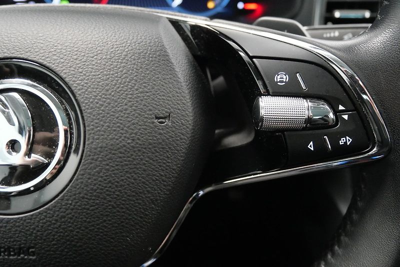 Škoda Karoq - fotka 15 z 24