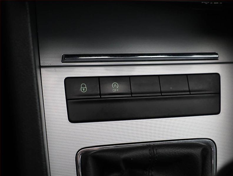 Škoda Octavia (2016) 1.6 TDI, Navi, Tempomat - fotka 12 z 18