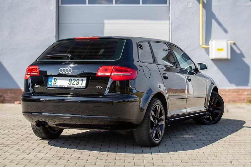 Audi A3 MT/5 FWD 77kW - fotka 5 z 17