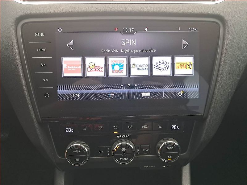 Škoda Octavia (2017) 2.0 TDI, Serv.kniha, Navi - fotka 12 z 17