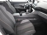 Peugeot 3008 (2018) Active Pack 1.2 PureTech - náhled 7