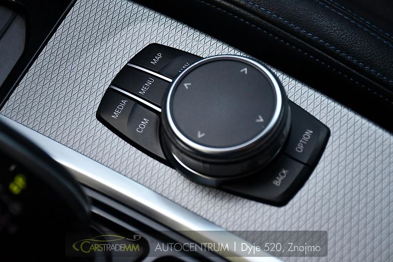 BMW X3 20d M-SPORT HUD TAŽNÉ - fotka 34 z 53