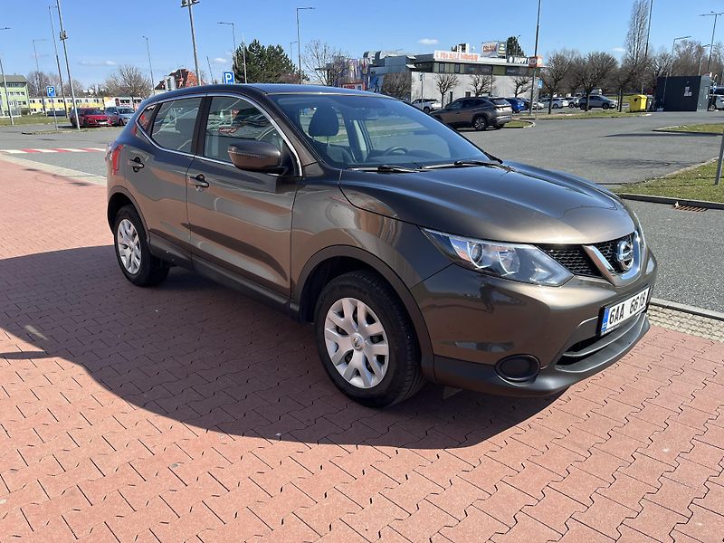 Nissan Qashqai 1.2 85 kW ČR - fotka 4 z 29