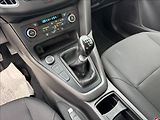 Ford Focus 1,5 TDCi 77kW NAVIGACE - náhled 36