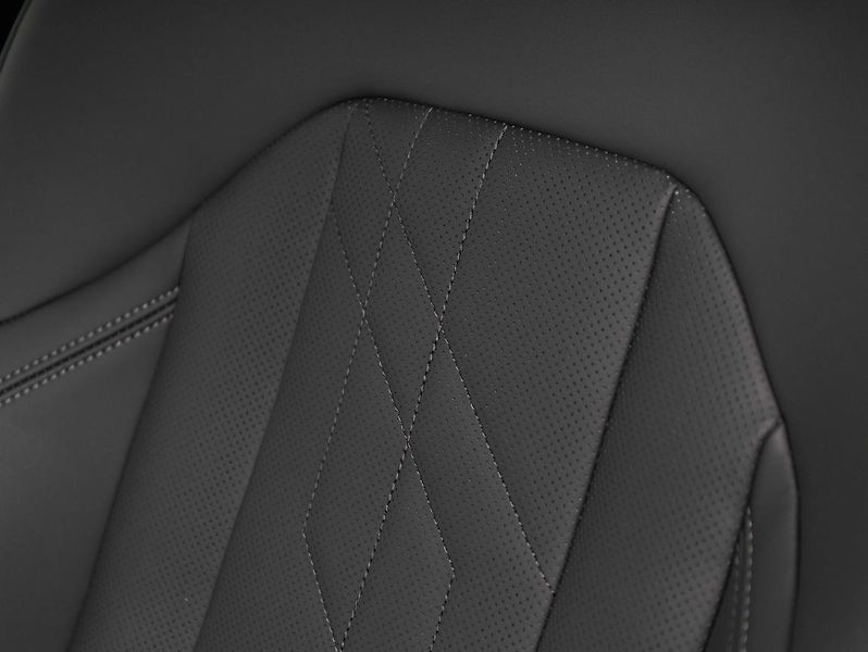 BMW X3 M50 xDrive - fotka 20 z 22