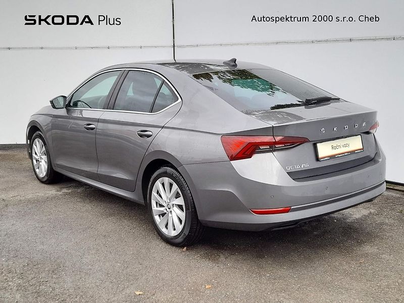Škoda Octavia Style Plus Navi 1.5 TSI 110kW - fotka 7 z 28