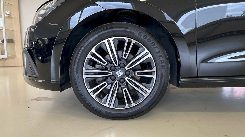 Seat Ibiza (2024) Style 1.0 TSI 85kW - fotka 9 z 28