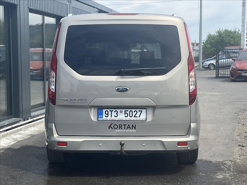 Ford Tourneo Connect 1,5 TDCi - fotka 6 z 19