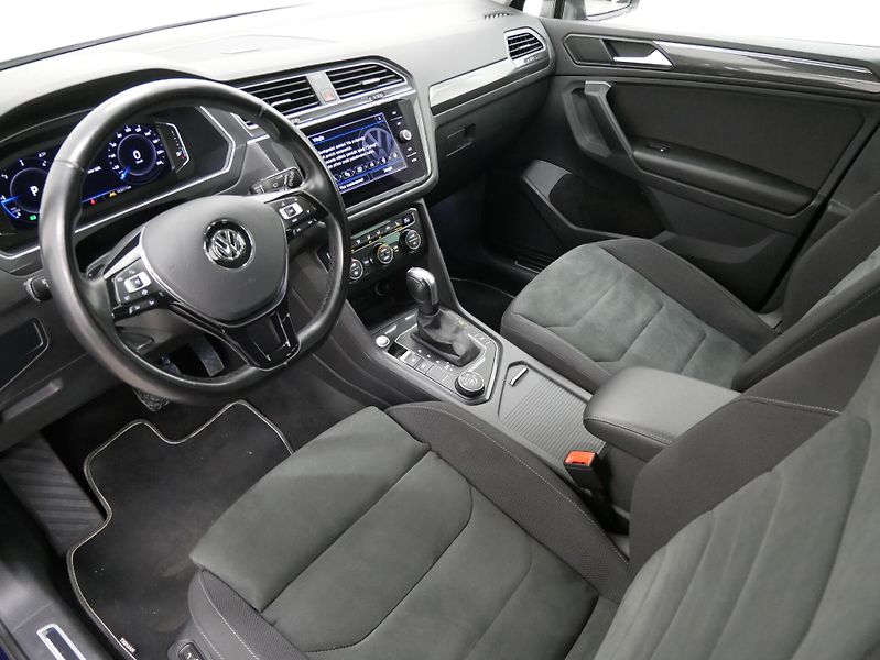 Volkswagen Tiguan - fotka 12 z 23