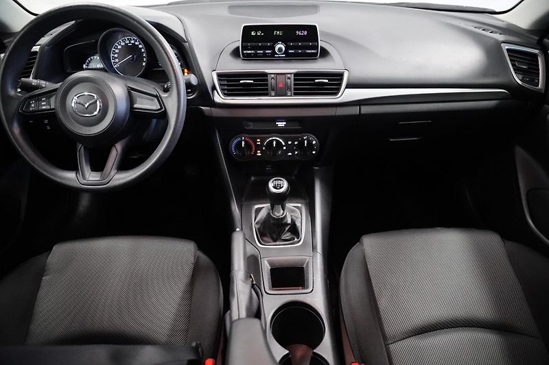 Mazda 3 - fotka 5 z 22