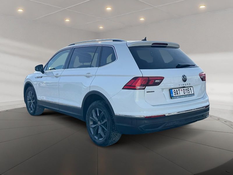 Volkswagen Tiguan Allspace (2023) LIFE 1.5TSI 110kW DSG CZ DPH - fotka 4 z 11