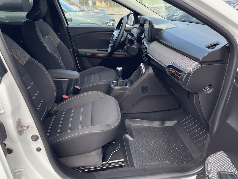 Dacia Sandero (2022) 1.0 TCe,LPG,STEPWAY,ČR - fotka 28 z 35