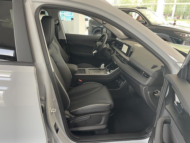 Chery Tiggo 4 HEV (2026) 1,5 HEV Unique - fotka 13 z 52