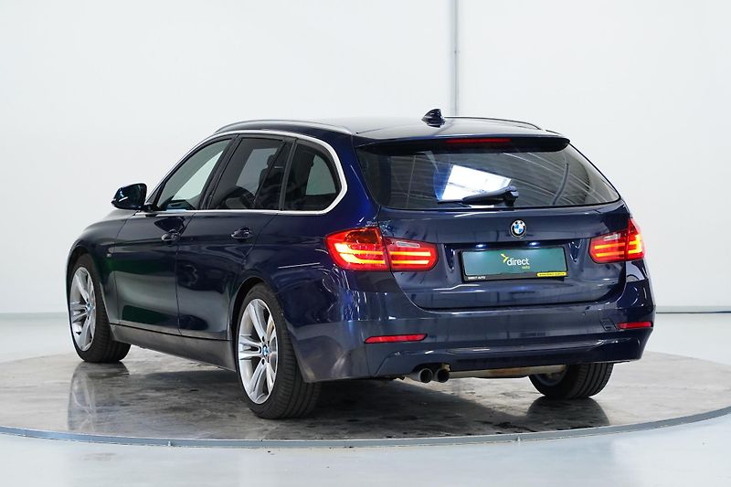 BMW Řada 3 - fotka 4 z 25