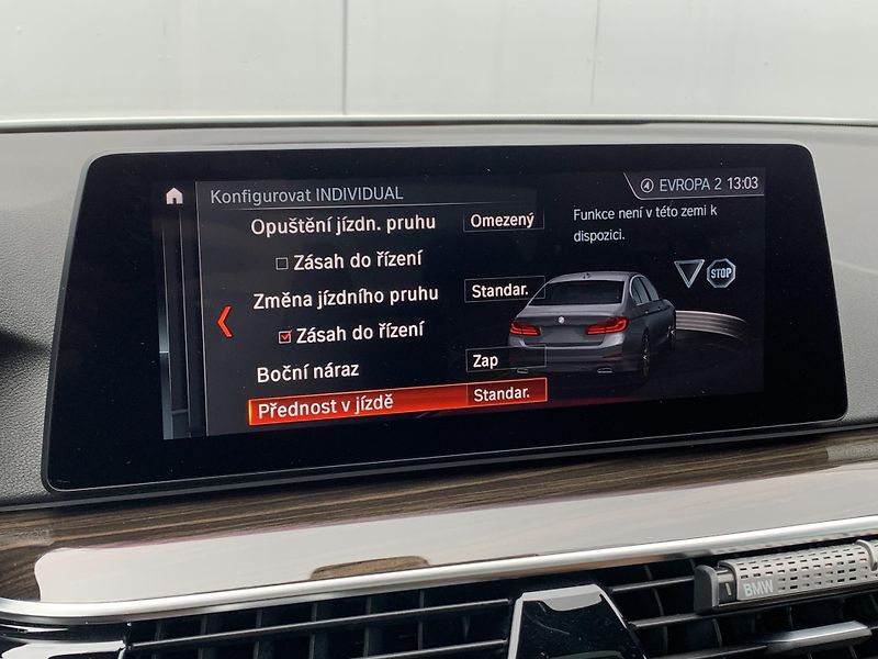 BMW Řada 5 (2018) - fotka 29 z 41