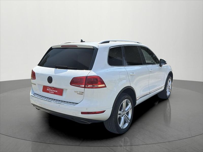 Volkswagen Touareg 3,0 TDi 180 Kw Highline tažné - fotka 7 z 38