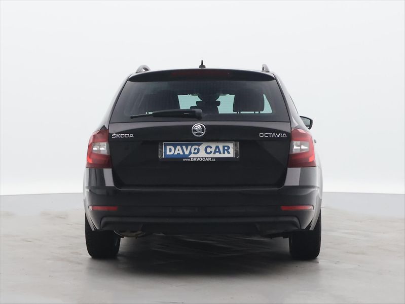Škoda Octavia 2,0 TDI 110kW DSG Style LED - fotka 6 z 26