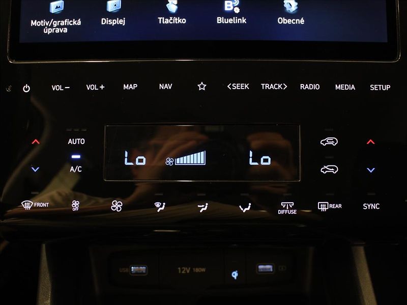 Hyundai Tucson 1,6 MHEV 132kW AT 4x4 55tkm! - fotka 19 z 23