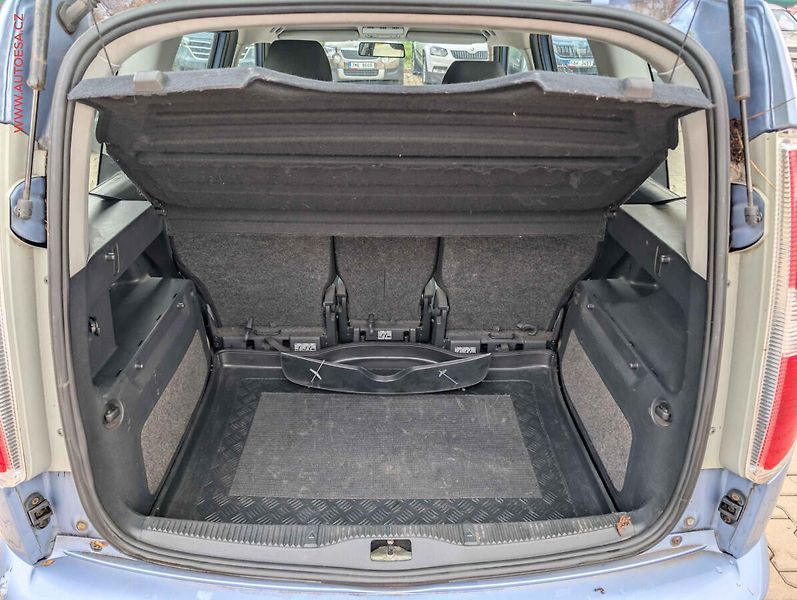 Škoda Roomster (2008) 1.2 12V, ČR, STK8/28 - fotka 7 z 14