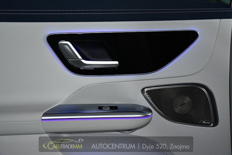 Mercedes-Benz EQE 350 4MATIC - fotka 48 z 56