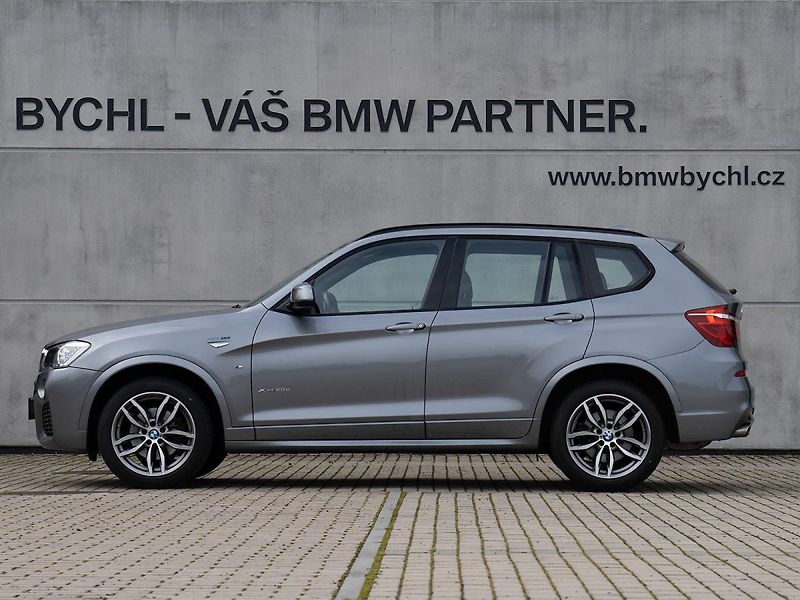 BMW X3 xDrive20d (F25) - fotka 2 z 30