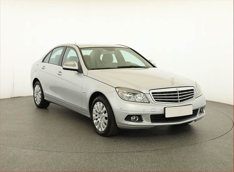 Mercedes-Benz Třídy C (2007) C 200 Kompressor, Automat - fotografie inzerátu