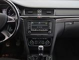 Škoda Superb (2014) 2.0 TDI, Navi, Xenony - náhled 12