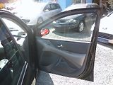 Nissan Almera Tino (2005) 1.8i 16V, kola navíc, závěs - náhled 21