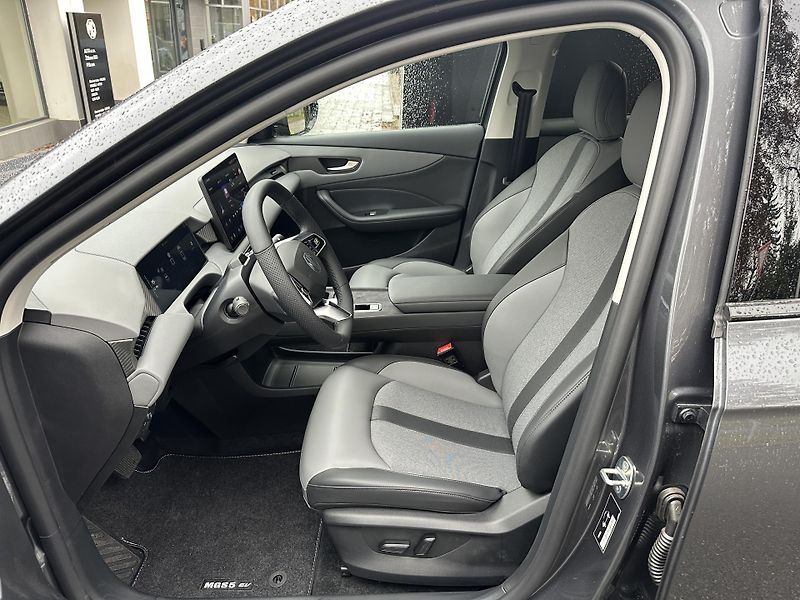 MG MGS5 EV (2025) EXCLUSIVE  - fotka 10 z 15