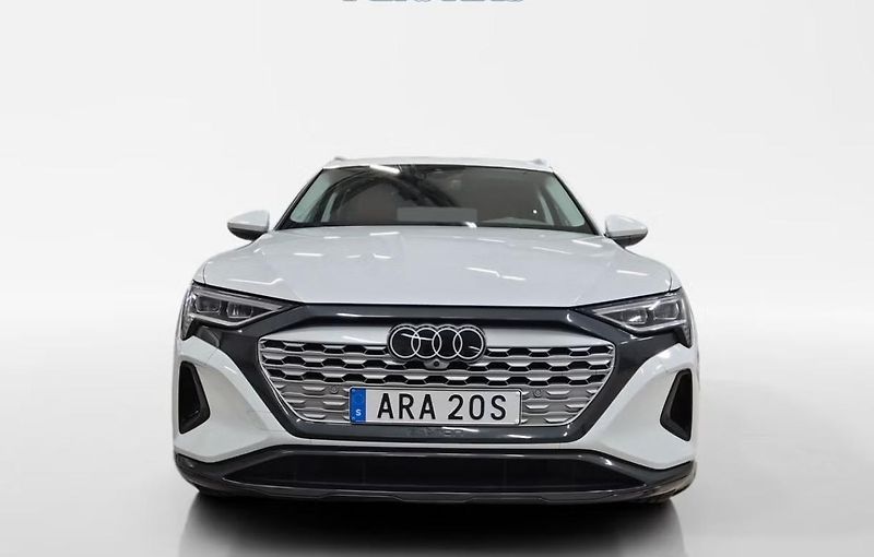 Audi Q8 e-tron 50 Q Kamera Matrix Kůže   - fotka 8 z 15