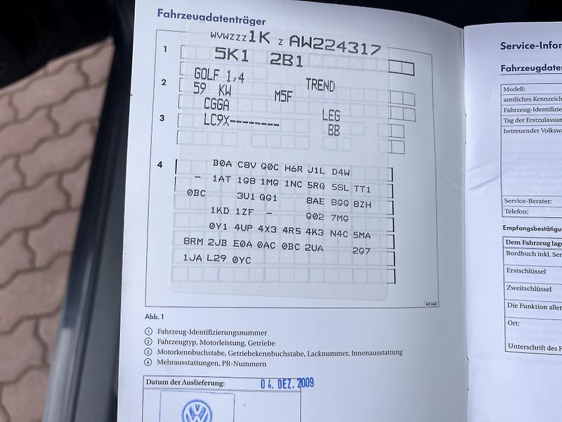 Volkswagen Golf 1.4 59KWMPI,NAVI,DVD,TZ,2xKOLA - fotka 40 z 45