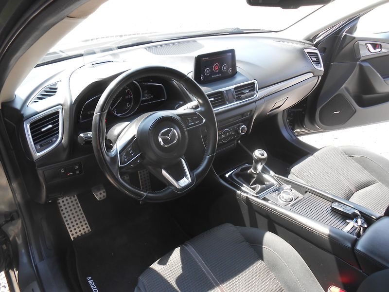 Mazda 3 2.0,FULL LED,KAMERA,head-up - fotka 29 z 49