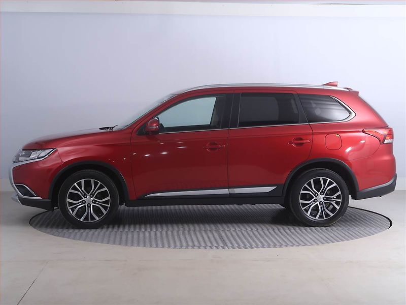 Mitsubishi Outlander (2019) Intense 2.0, LPG, 4X4 - fotka 3 z 22