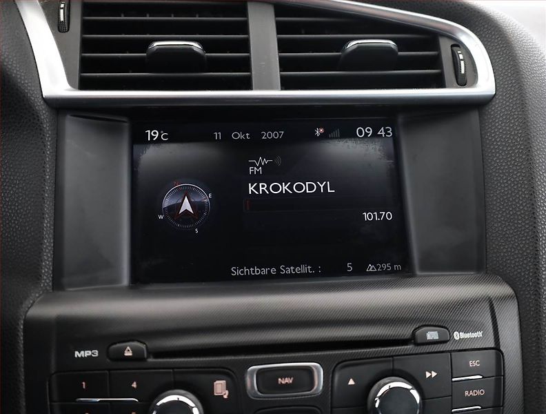 Citroën DS4 (2012) 2.0 BlueHDI, Serv.kniha, Navi - fotka 14 z 18