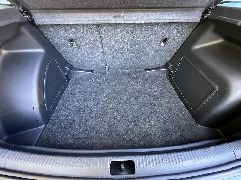 Škoda Rapid (2018) SPACEBACK* DSG *1.0TSI / 1.Maj - fotka 31 z 36