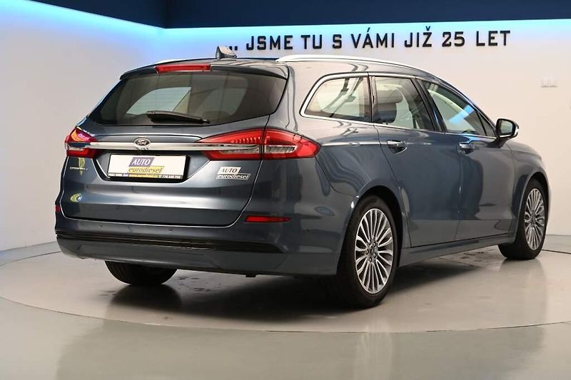 Ford Mondeo (2022) 2.0 LED SONY ACC TITANIUM Masá - fotka 5 z 34