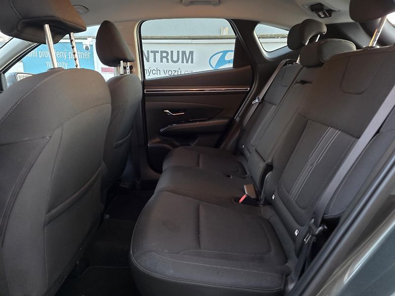 Hyundai Tucson 1.6-DPH-V ZÁRUCE-KAMERA - fotka 20 z 35