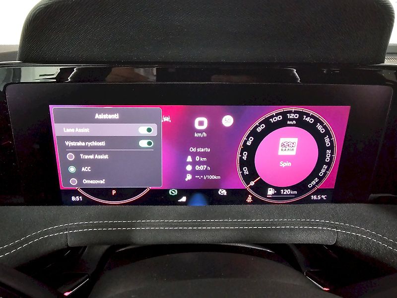 Škoda Superb (2025) Combi 2.0TSI 195kW 4X4 SPORTLI - fotka 11 z 35