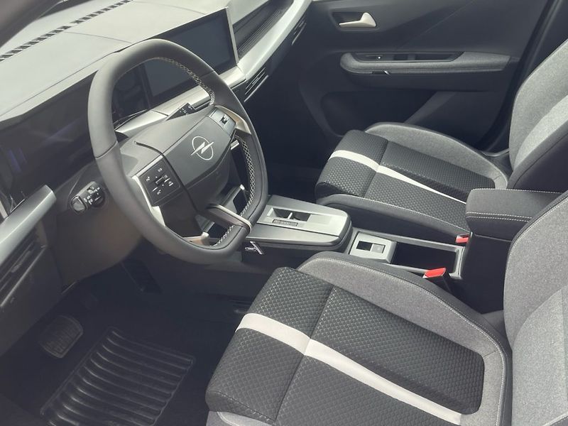 Opel Frontera (2026) GS Hybrid 1.2T (81kW/110k) - fotka 6 z 21