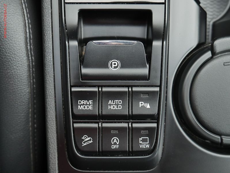 Hyundai Tucson (2018) 1.6 T-GDi 4x4, ČR, AT, LED - fotka 15 z 29