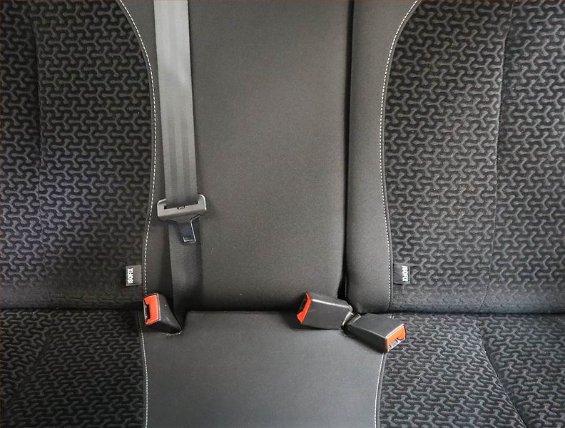 Citroën C3 (2011) 1.4 i, ČR,1.maj - fotka 10 z 14