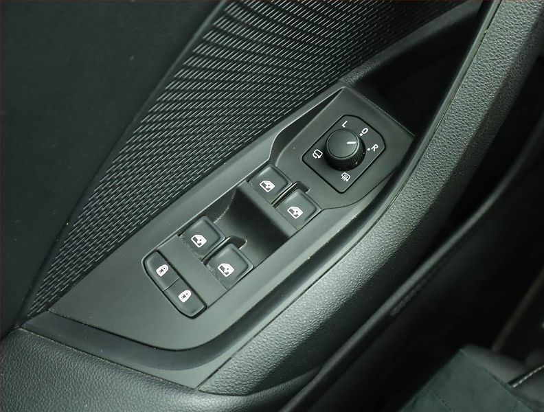 Škoda Octavia (2021) Style 2.0 TDI, Kůže, Navi - fotka 15 z 17