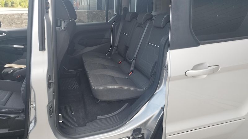 Ford Tourneo Connect 1.0i,volat- 608 081 843  - fotka 12 z 16