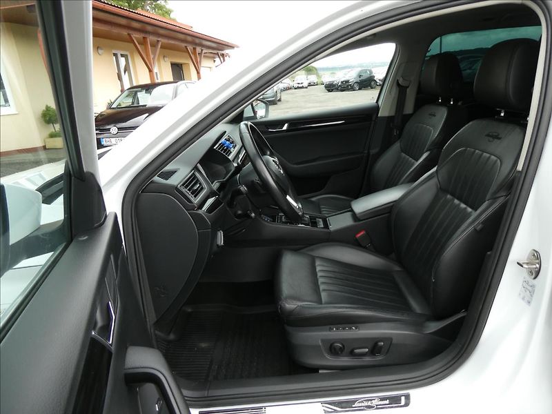 Škoda Superb 2,0 TDI 140kW 4x4 DSG Laurin&K - fotka 27 z 56