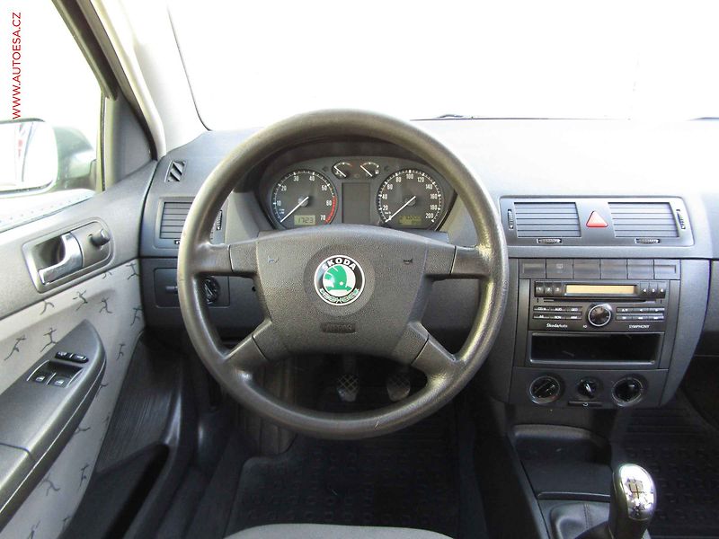 Škoda Fabia (2002) 1.4 MPi, ČR, STK8/28 - fotka 14 z 16