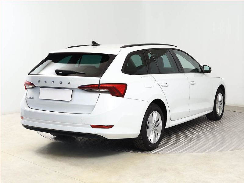 Škoda Octavia (2020) Ambition 2.0 TDI, Tempomat - fotka 5 z 16