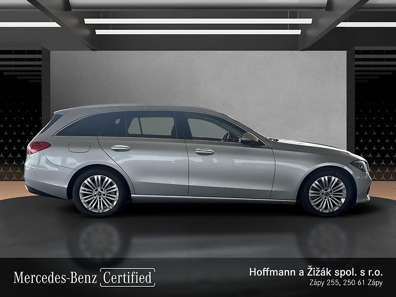 Mercedes-Benz Třídy C 220 d 4MATIC kombi - fotka 4 z 20